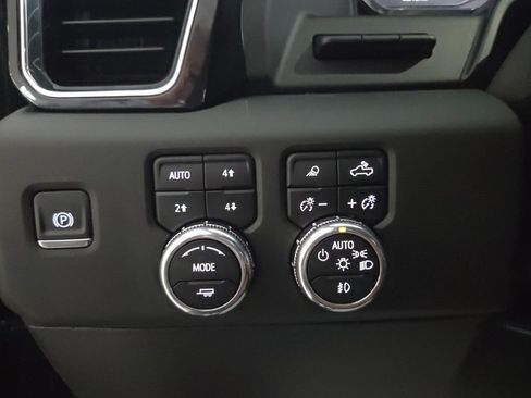 Used 2025 GMC Sierra 1500 Denali Ultimate AWD/4WD image 27