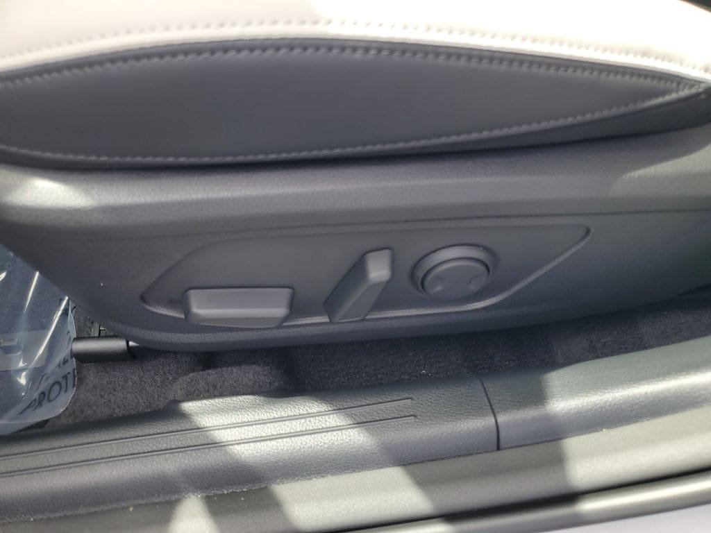 New 2026 Kia K5 GT-Line w/ GT-Line Premium Package FWD image 7