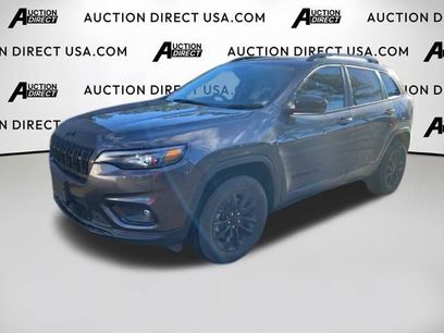 Used 2023 Jeep Cherokee Altitude Lux