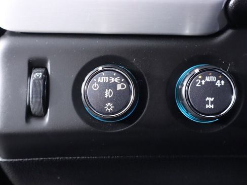 Used 2019 GMC Yukon XL SLT image 10