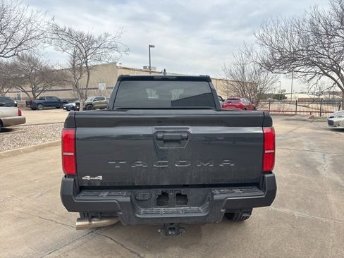 Used 2025 Toyota Tacoma SR image 6