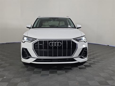 Used 2020 Audi Q3 2.0T Premium Plus w/ Premium Plus Package image 10