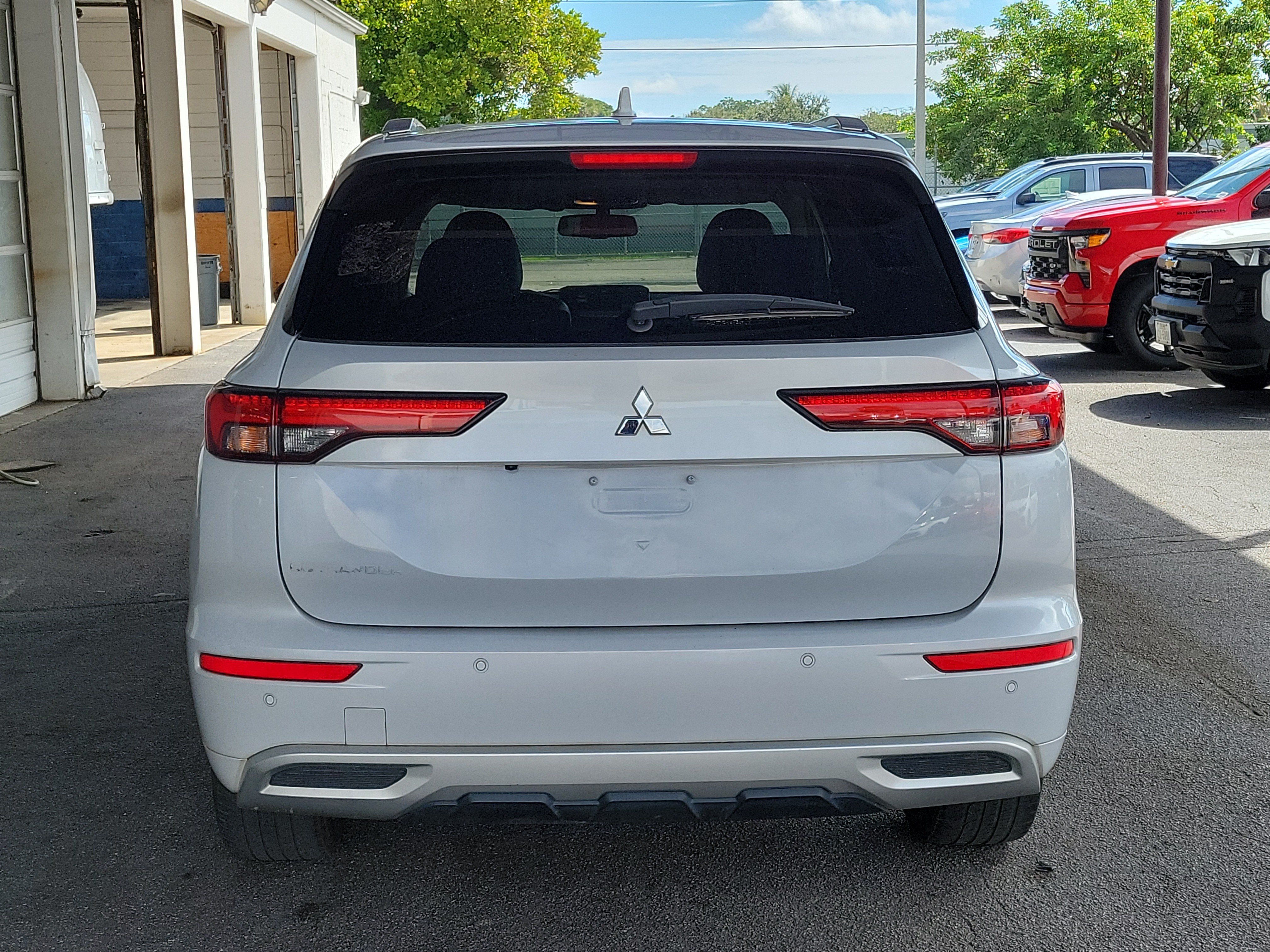 Used 2022 Mitsubishi Outlander SEL AWD/4WD image 4