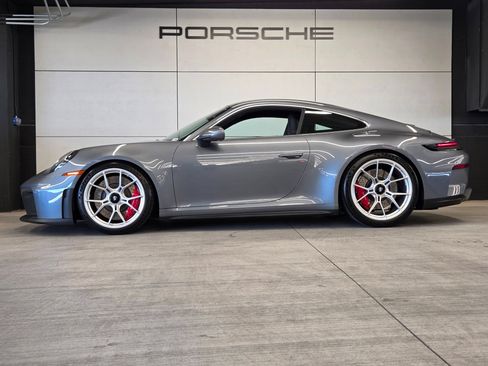 Certified 2026 Porsche 911 GT3 RWD image 2