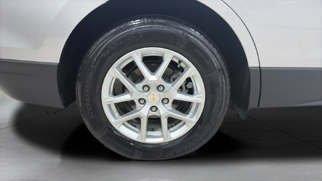 Used 2022 Chevrolet Equinox LT AWD/4WD image 25