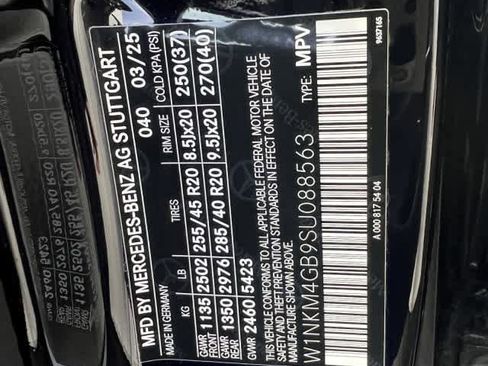 Certified 2025 Mercedes-Benz GLC 300 image 12