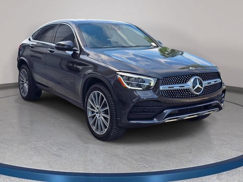 Used 2020 Mercedes-Benz GLC 300 4MATIC Coupe image 4