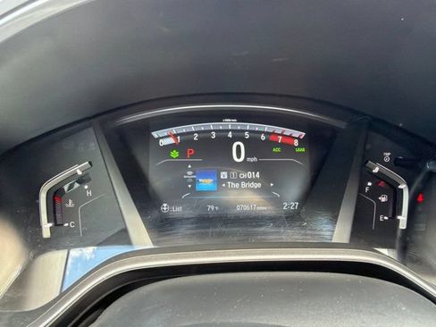 Used 2018 Honda CR-V Touring image 10