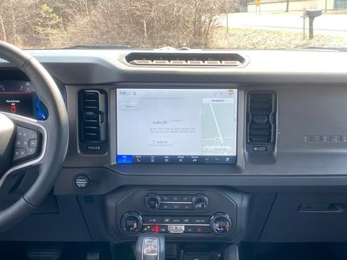 New 2026 Ford Bronco Badlands AWD/4WD image 18