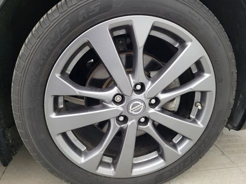 Used 2018 Nissan Altima 2.5 SR w/ SR Special Edition FWD image 31