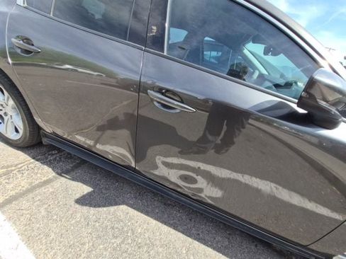 Used 2021 MAZDA MAZDA3 s image 12