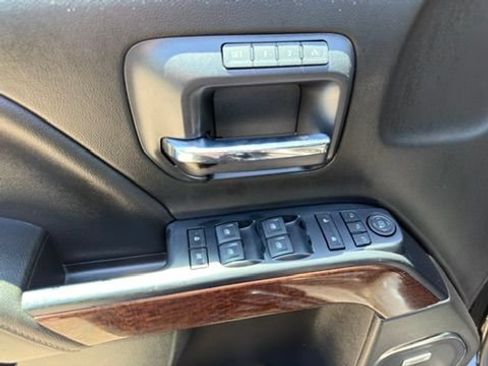 Used 2018 GMC Sierra 1500 SLT w/ SLT Premium Package AWD/4WD image 12