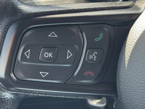 Used 2021 Jeep Wrangler Sport AWD/4WD image 18