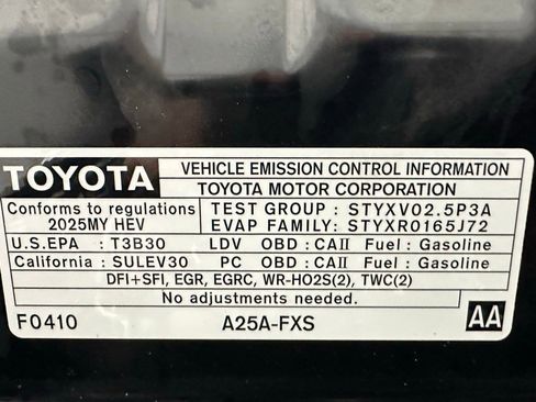 Used 2025 Toyota Camry LE image 69