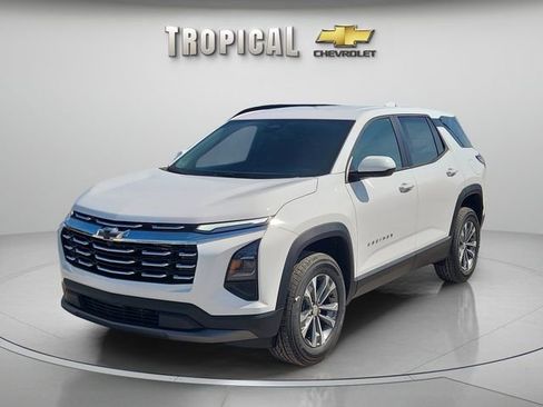 New 2026 Chevrolet Equinox LT FWD image 1