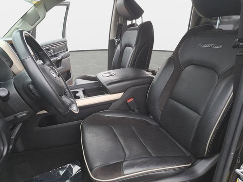 Used 2022 RAM 1500 Laramie AWD/4WD image 16