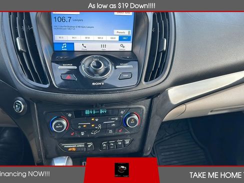 Used 2017 Ford Escape Titanium w/ Equipment Group 301A AWD/4WD image 15