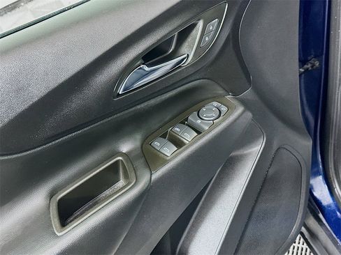 Used 2023 Chevrolet Equinox LT w/ LPO, Floor Liner Package image 18