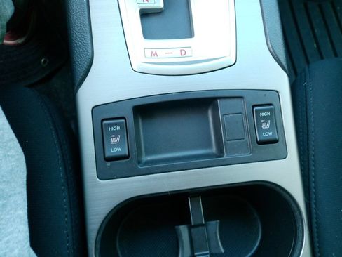 Used 2013 Subaru Legacy 2.5i Premium image 34