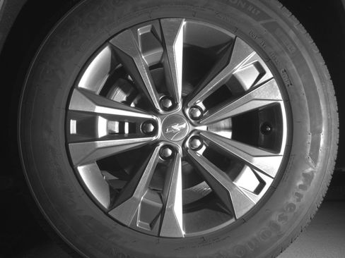 Used 2025 Chevrolet Equinox LT image 12