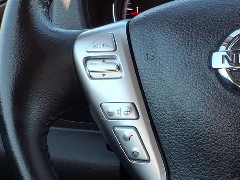 Used 2017 Nissan Versa SV w/ SV Special Edition Package image 9