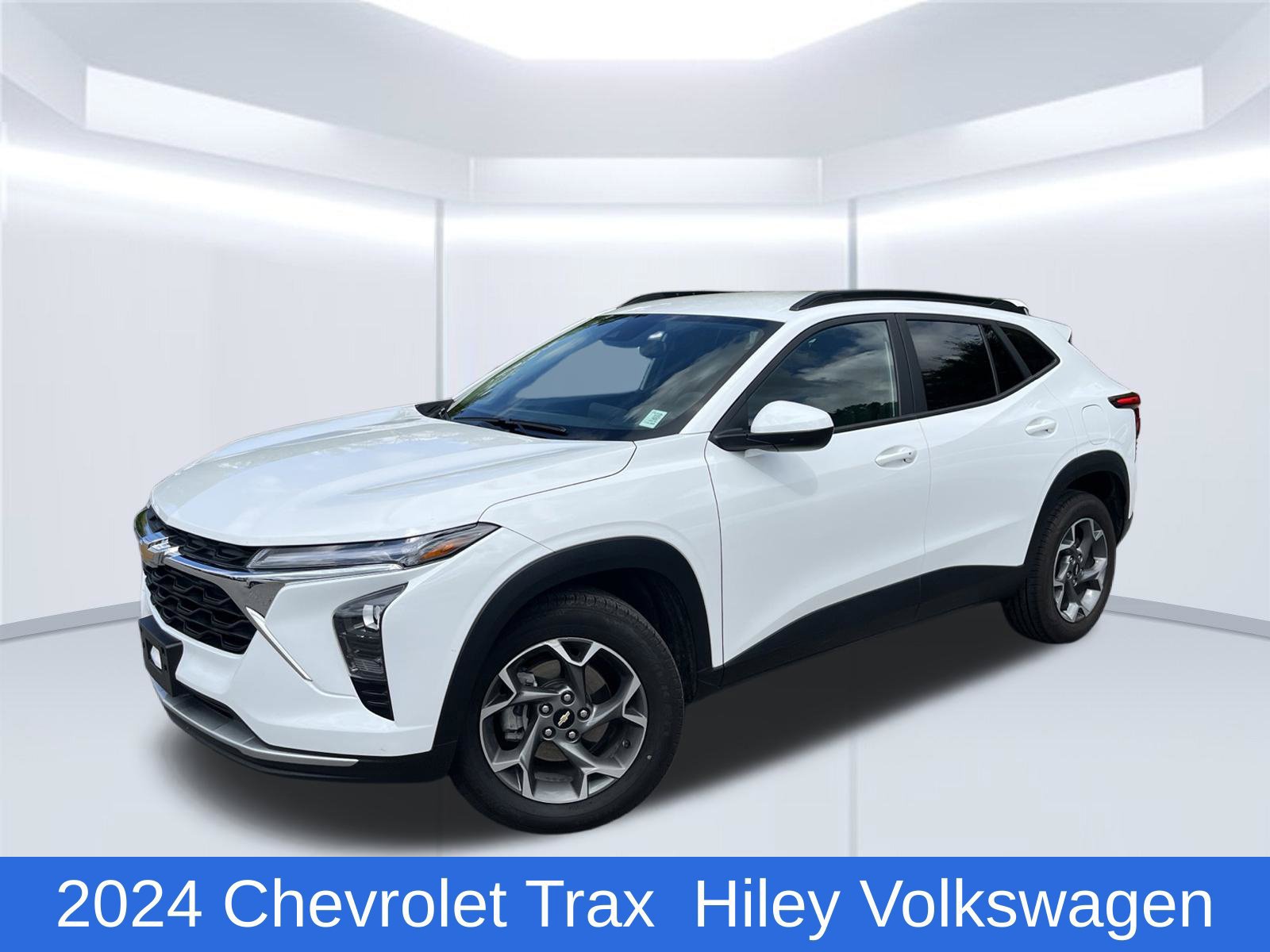 Used 2024 Chevrolet Trax LT w/ Driver Confidence Package FWD 360° Tour