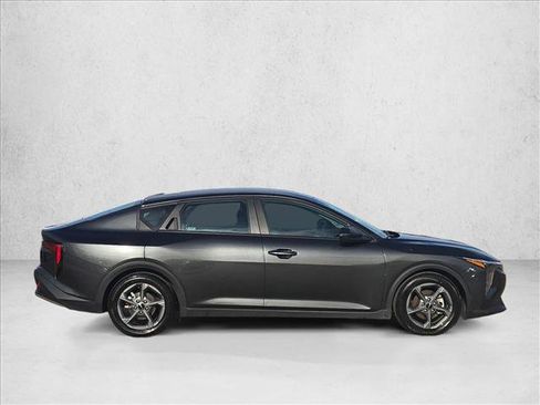 Used 2025 Kia K4 FWD image 4