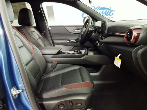 New 2026 Chevrolet Equinox RS w/ Convenience Package III image 11