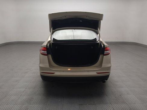 Used 2019 Ford Fusion SE FWD image 29