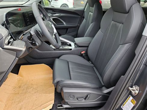 New 2025 Audi Q5 Premium Plus image 8