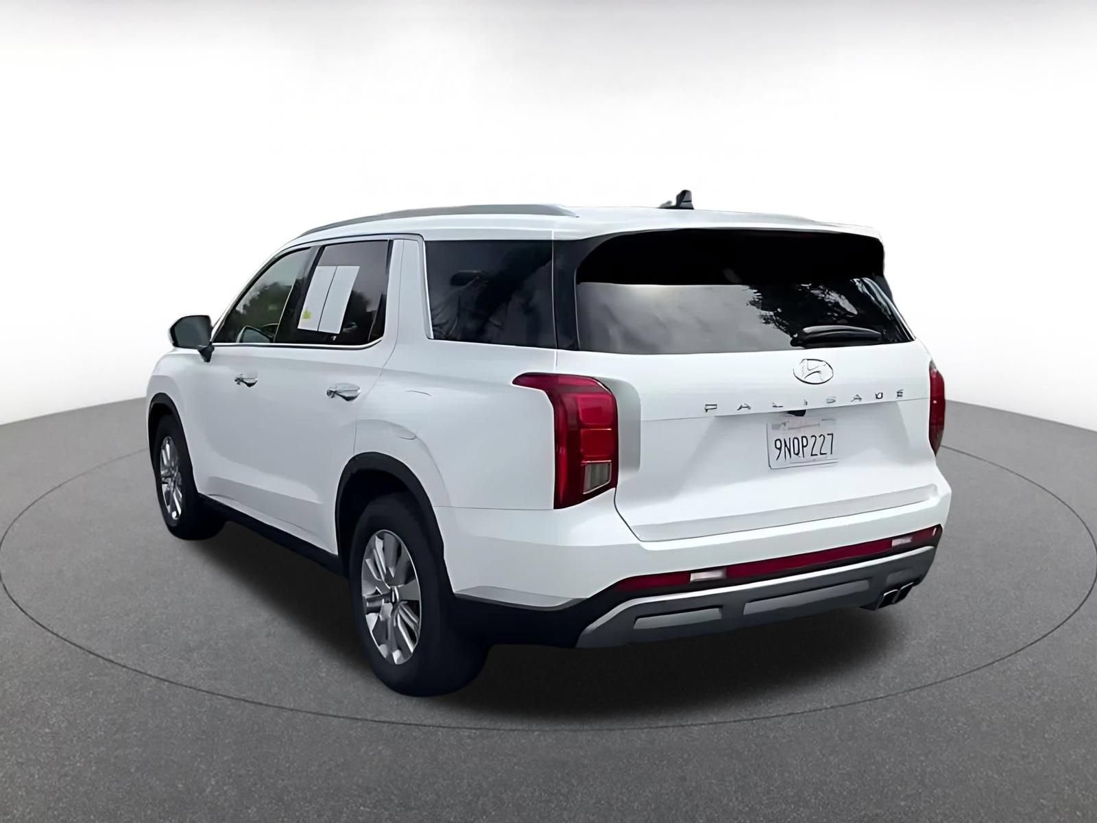 Used 2025 Hyundai Palisade SEL FWD image 10