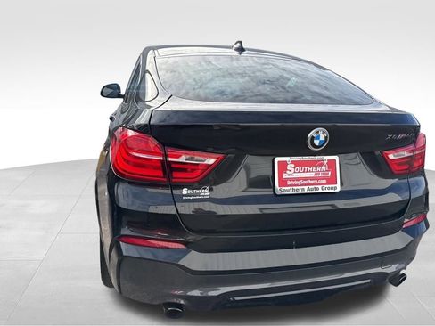 Used 2018 BMW X4 M40i image 11