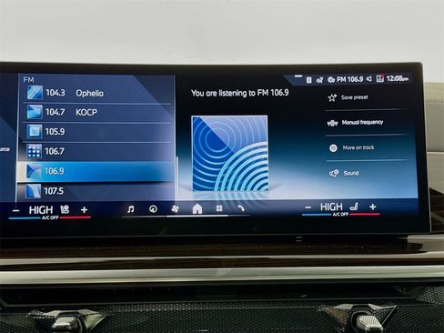 New 2026 BMW X5 xDrive50e w/ M Sport Package image 15