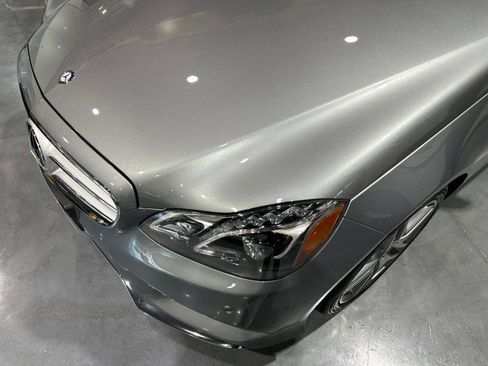 Used 2014 Mercedes-Benz E 550 4MATIC Sedan w/ Premium 1 Package image 15