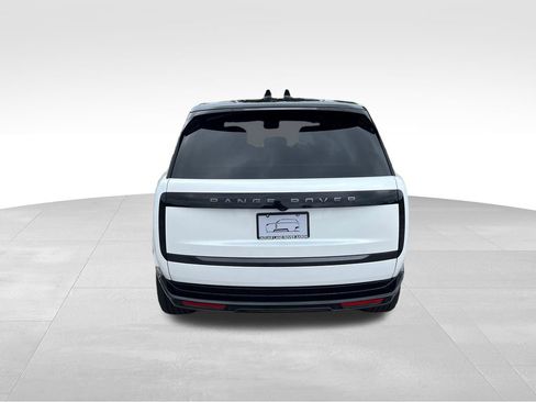 New 2026 Land Rover Range Rover Long Wheelbase SE AWD/4WD image 4