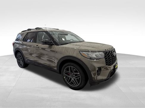 New 2026 Ford Explorer ST w/ Sun And Sound Package image 7