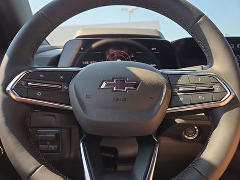 New 2025 Chevrolet Suburban Z71 w/ Z71 Off-Road Package image 11