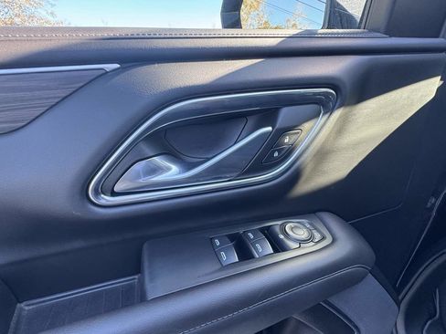 Used 2023 Chevrolet Tahoe LS image 13