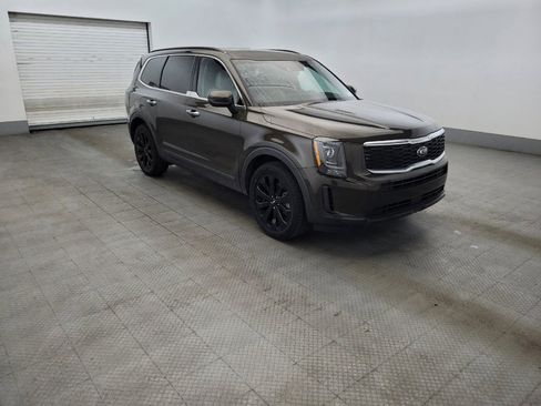 Used 2021 Kia Telluride S FWD image 13