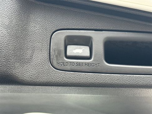Used 2022 Honda CR-V Touring image 8