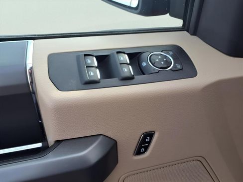 Used 2020 Ford F150 XLT w/ Equipment Group 302A Luxury image 18