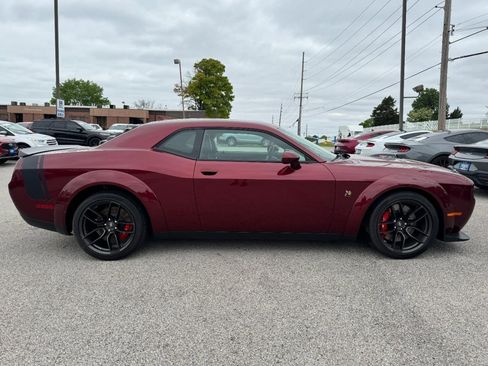 Used 2022 Dodge Challenger R/T Scat Pack RWD image 2