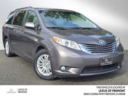 Used 2017 Toyota Sienna XLE