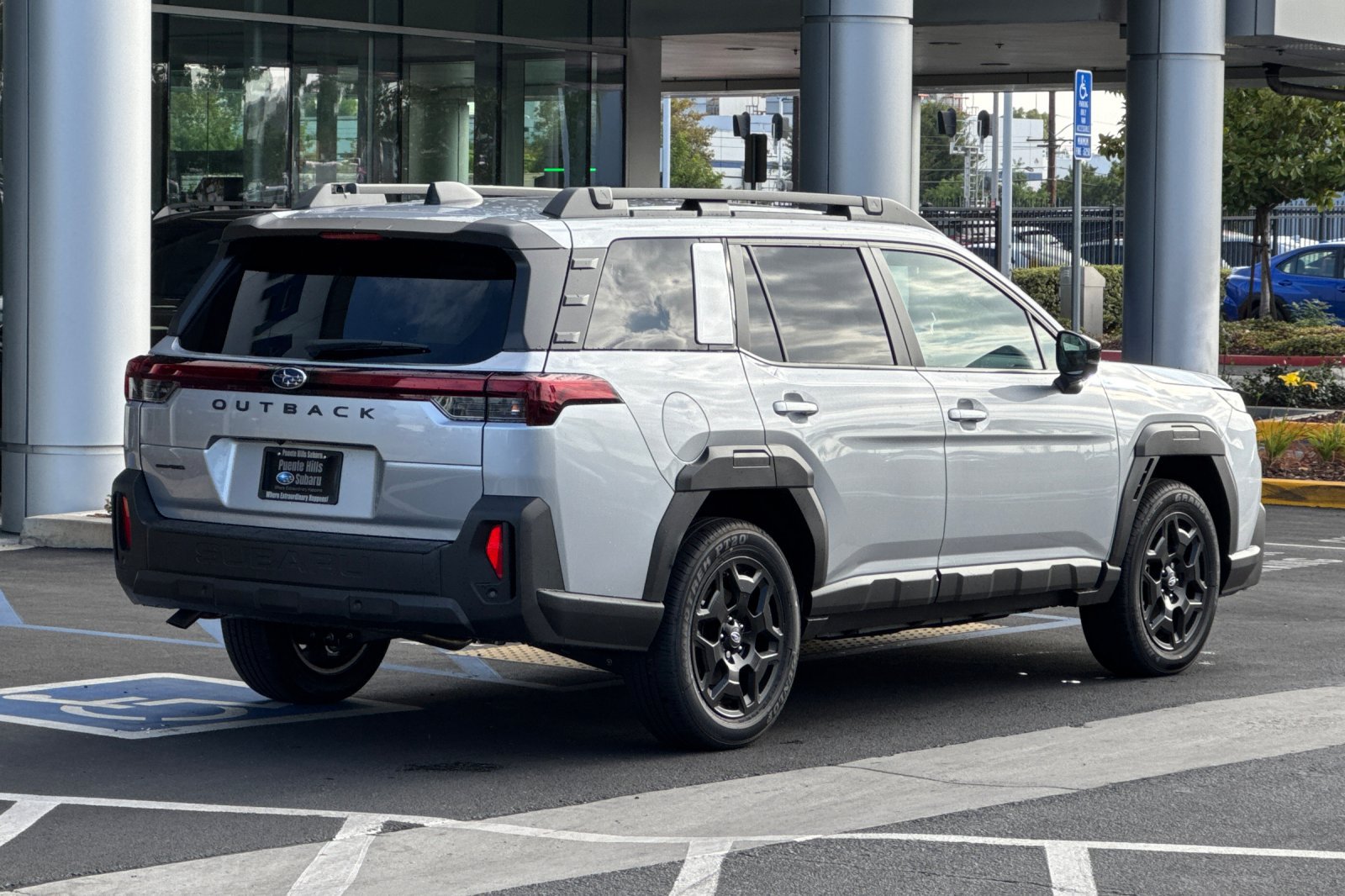 New 2026 Subaru Outback Limited AWD/4WD image 4
