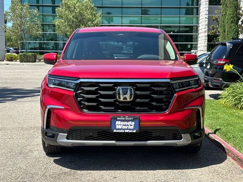Used 2023 Honda Pilot EX-L image 3
