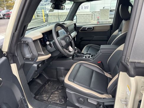 New 2025 Ford Bronco Big Bend w/ Black Diamond Package image 19