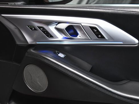 Used 2023 BMW XM image 20