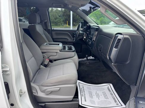 Used 2018 Chevrolet Silverado 1500 Custom w/ Custom Value Package AWD/4WD image 27