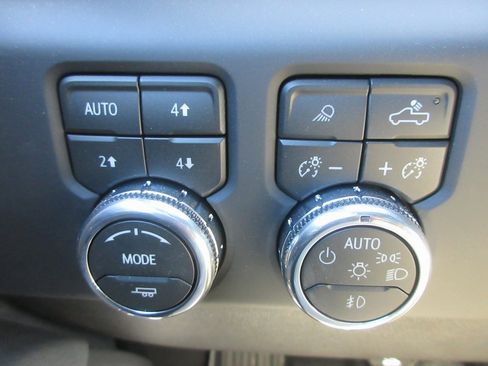 New 2026 GMC Sierra 1500 AT4 image 18