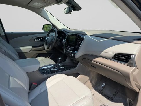 Used 2019 Chevrolet Traverse Premier AWD/4WD image 34